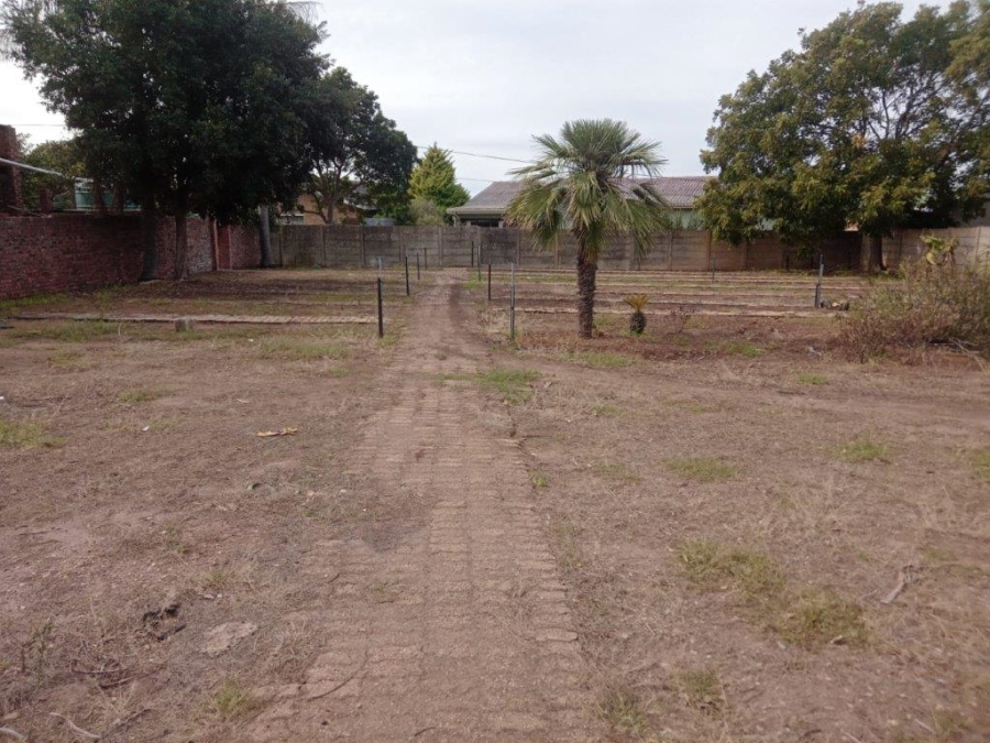 4 Bedroom Property for Sale in C Place Eastern Cape